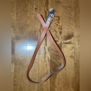 *SOLD* 🌙 Levi’s brown leather belt size L
